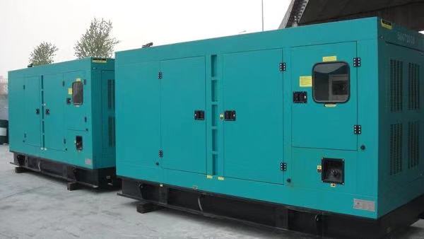 嘉兴二手康明斯400kw大型柴油发电机组